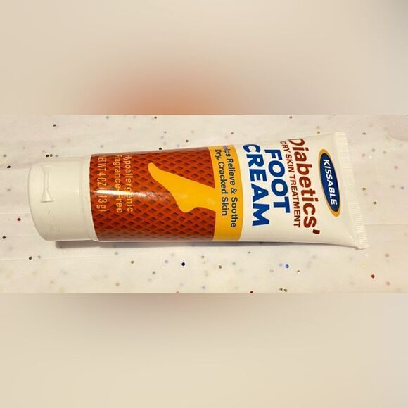 🎁Set of 2 Kissable 🎀Diabetics Dry skin Treatment Foot Cream 4 OZ 💥 - Picture 5 of 6